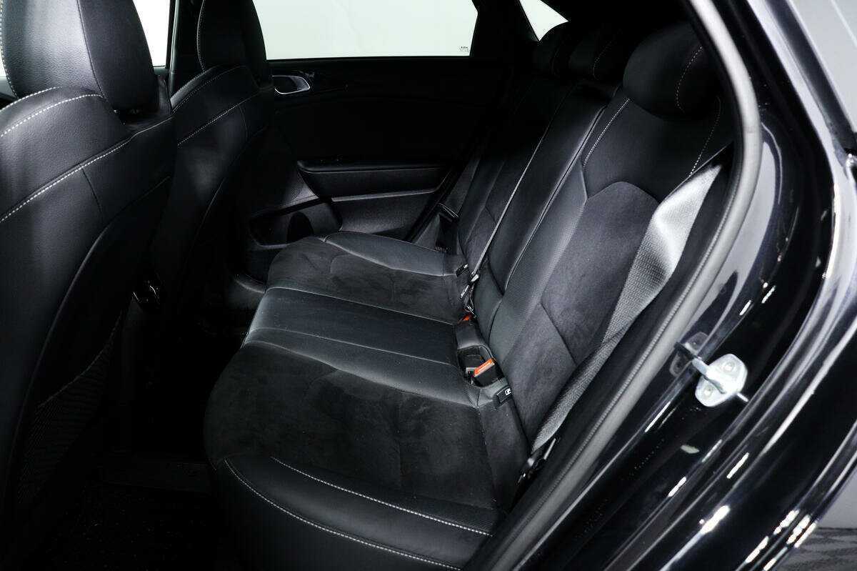 Kia Ceed 2021 года с пробегом. Фото: #11