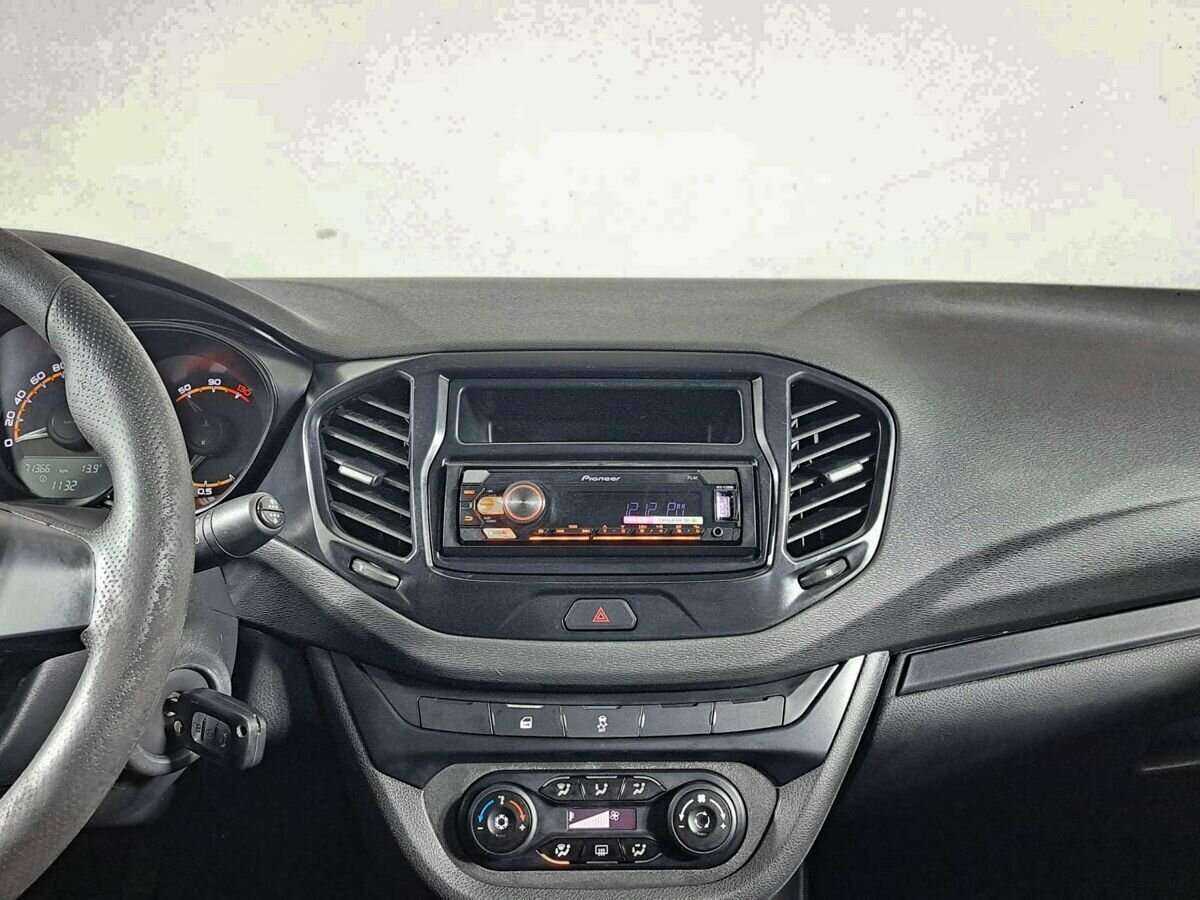 Lada (ВАЗ) Vesta 2020 года с пробегом. Фото: #10