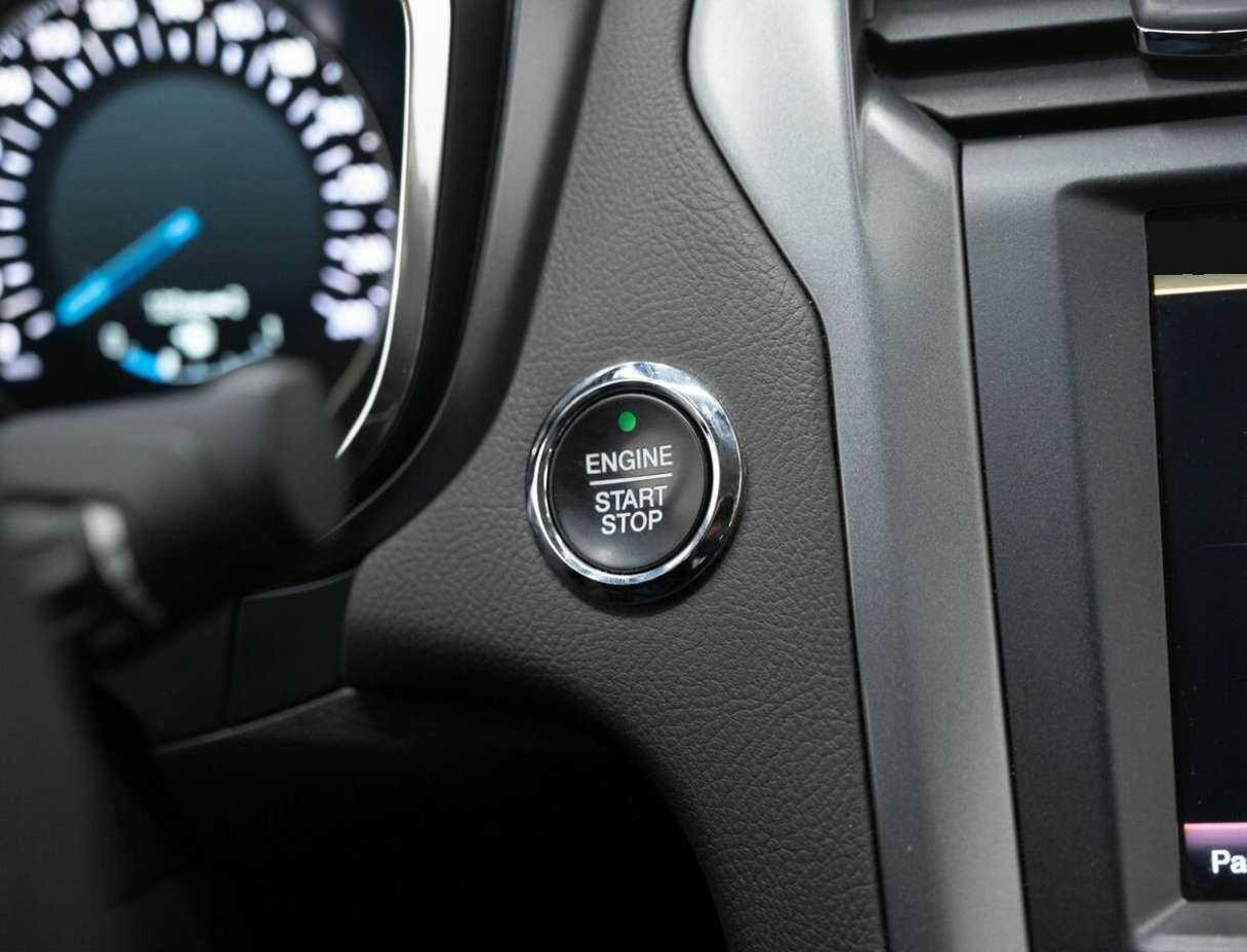 Ford Mondeo 2015 года с пробегом. Фото: #22