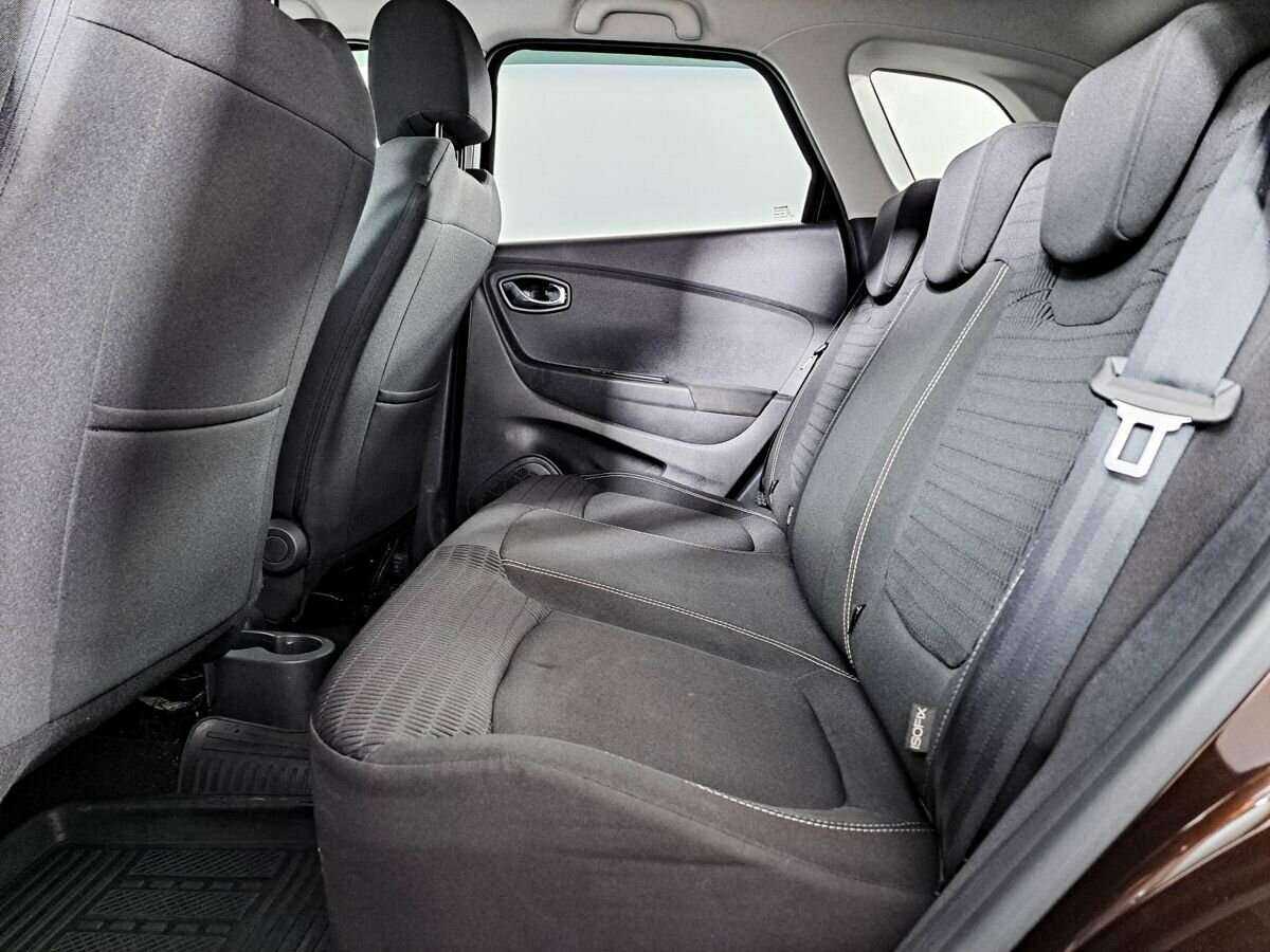 Renault Kaptur 2017 года с пробегом. Фото: #9