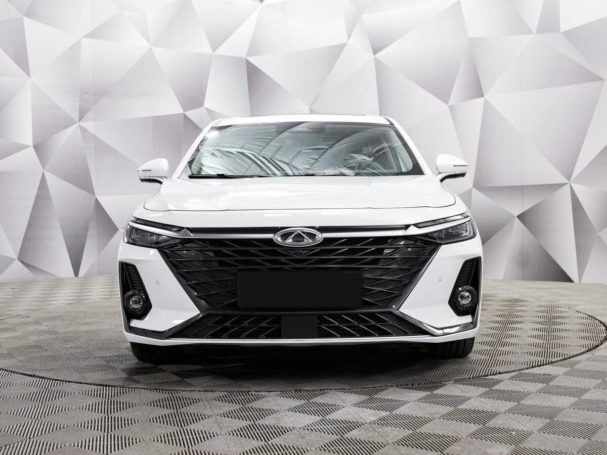 Chery Arrizo 8 2023 года с пробегом. Фото: #7