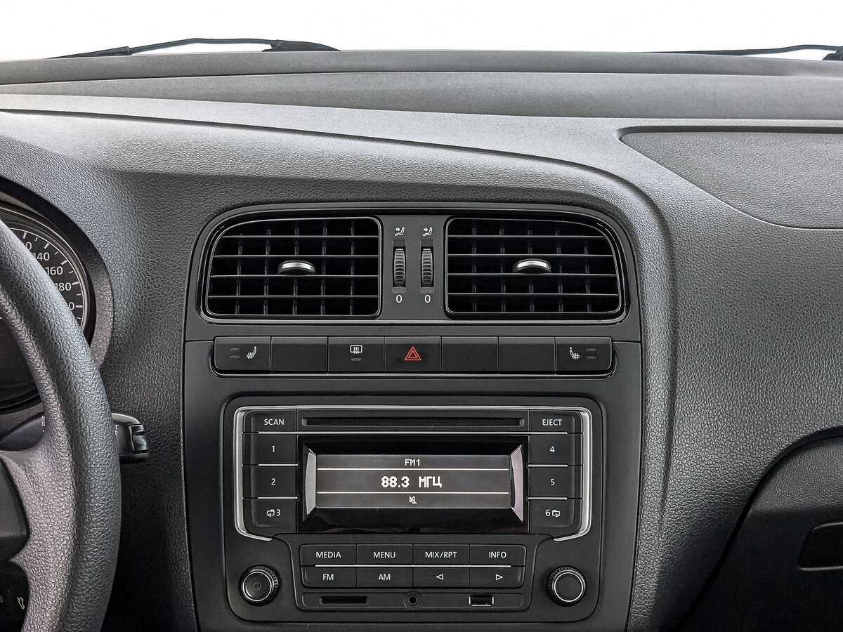 Volkswagen Polo 2015 года с пробегом. Фото: #16