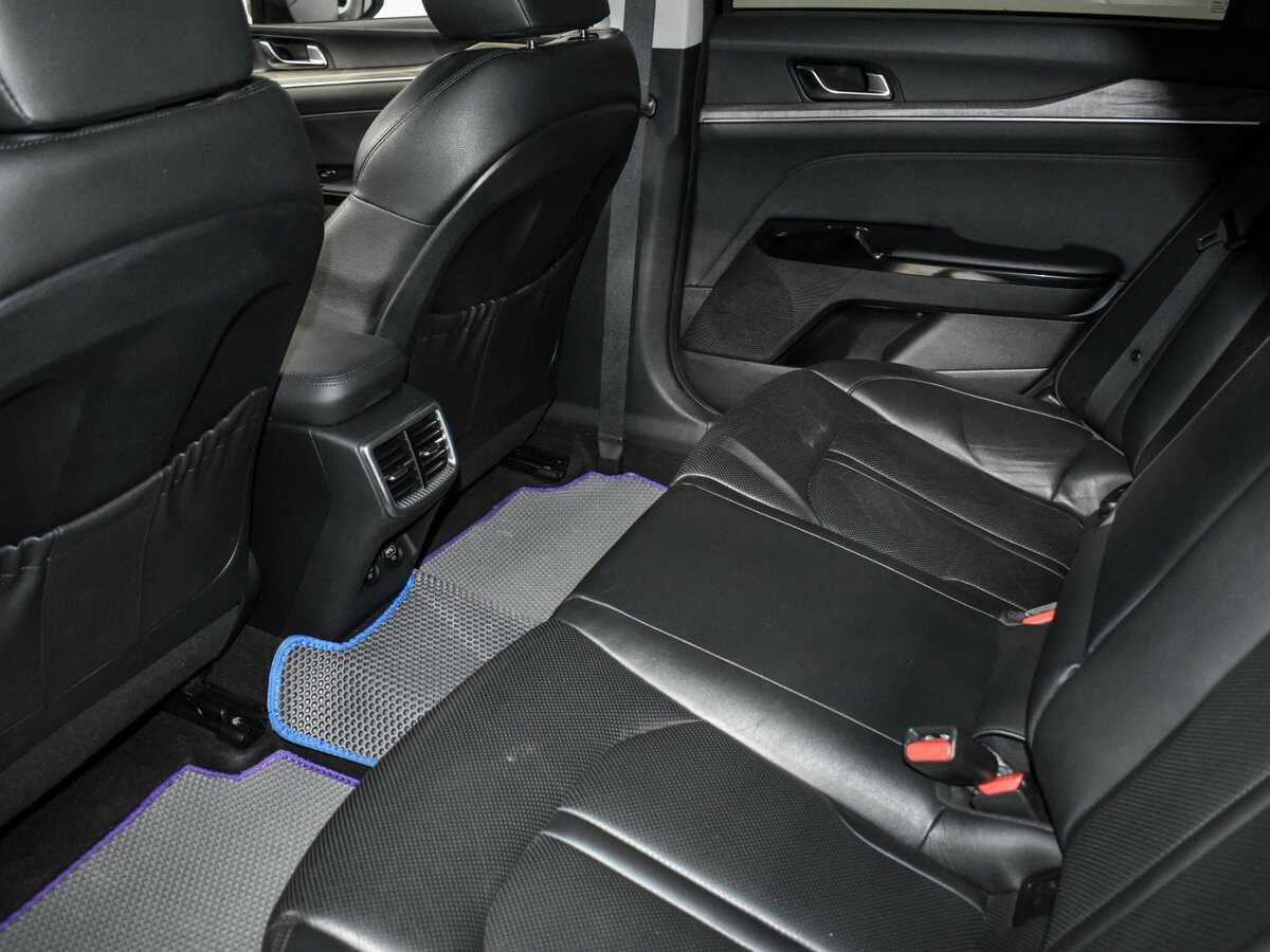 Kia K5 2021 года с пробегом. Фото: #12