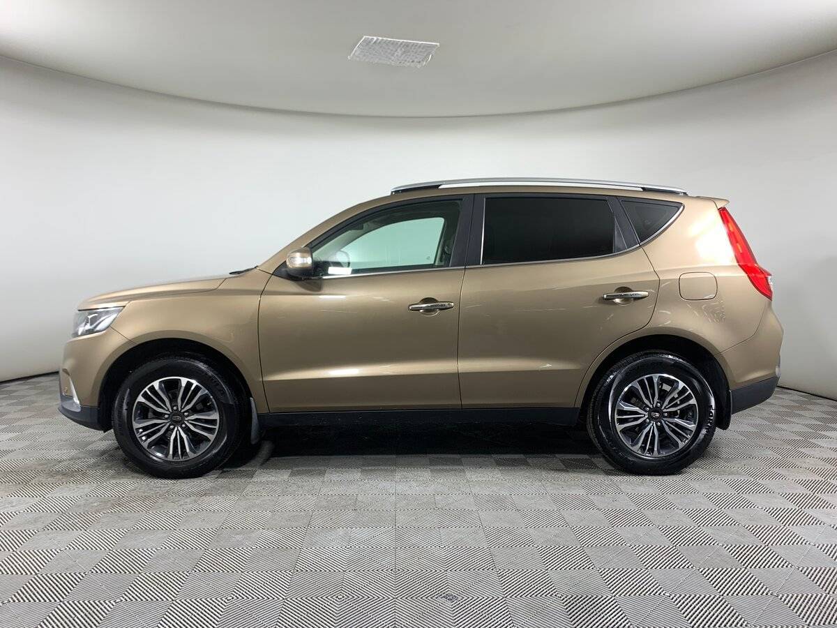 Geely Emgrand X7 2020 года с пробегом. Фото: #7