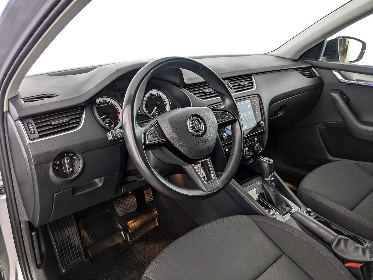 Skoda Octavia 2018 года с пробегом. Фото: #9