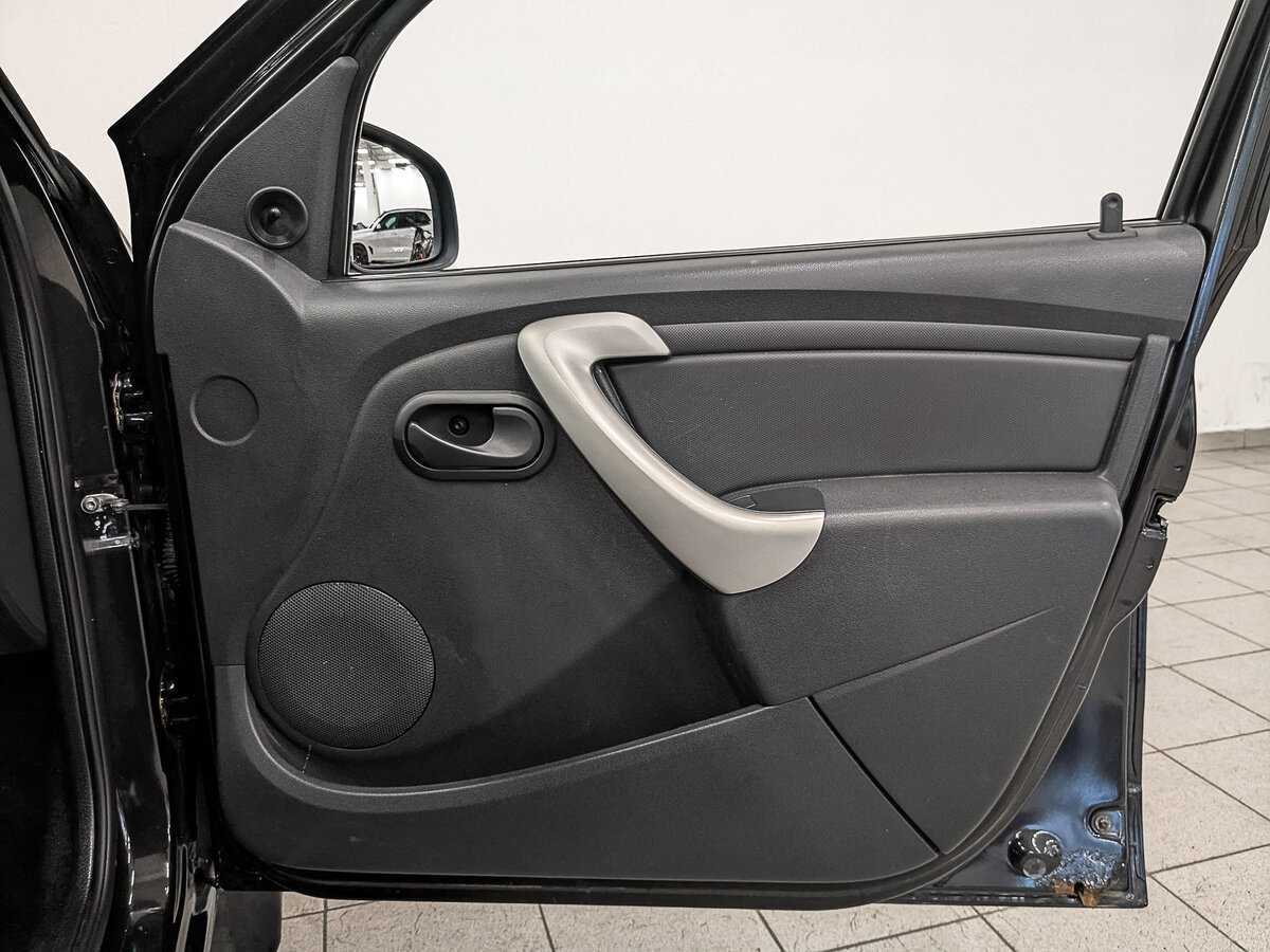 Renault Sandero 2012 года с пробегом. Фото: #24