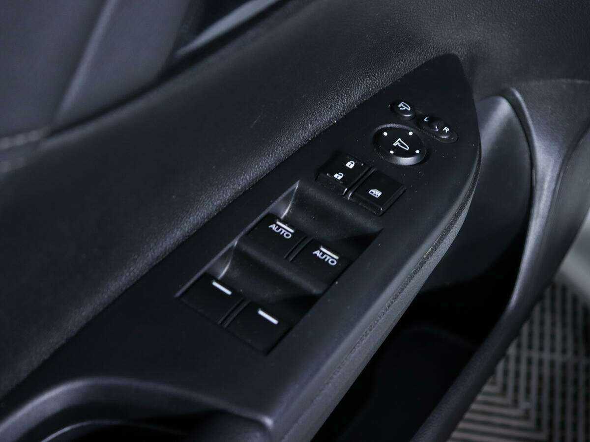 Honda Accord 2013 года с пробегом. Фото: #13