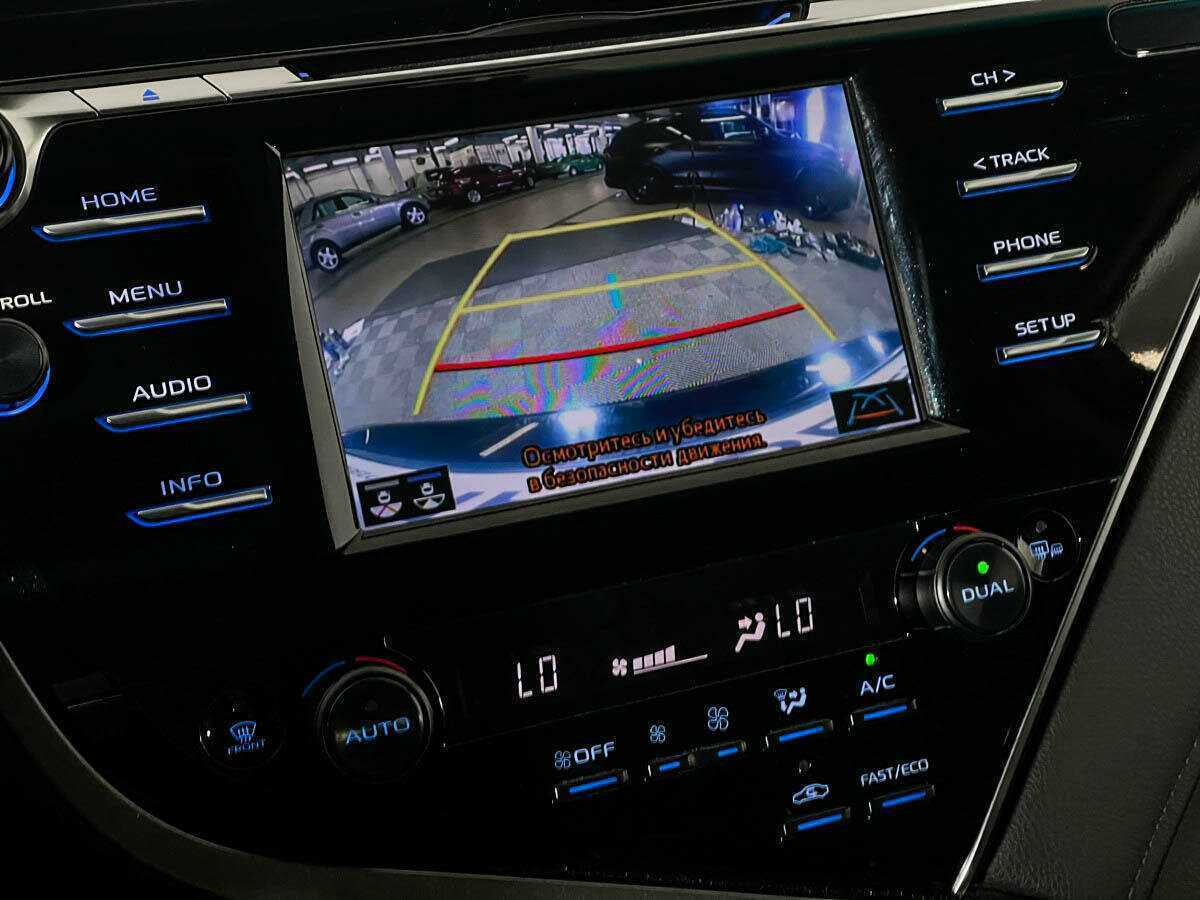 Toyota Camry 2018 года с пробегом. Фото: #14