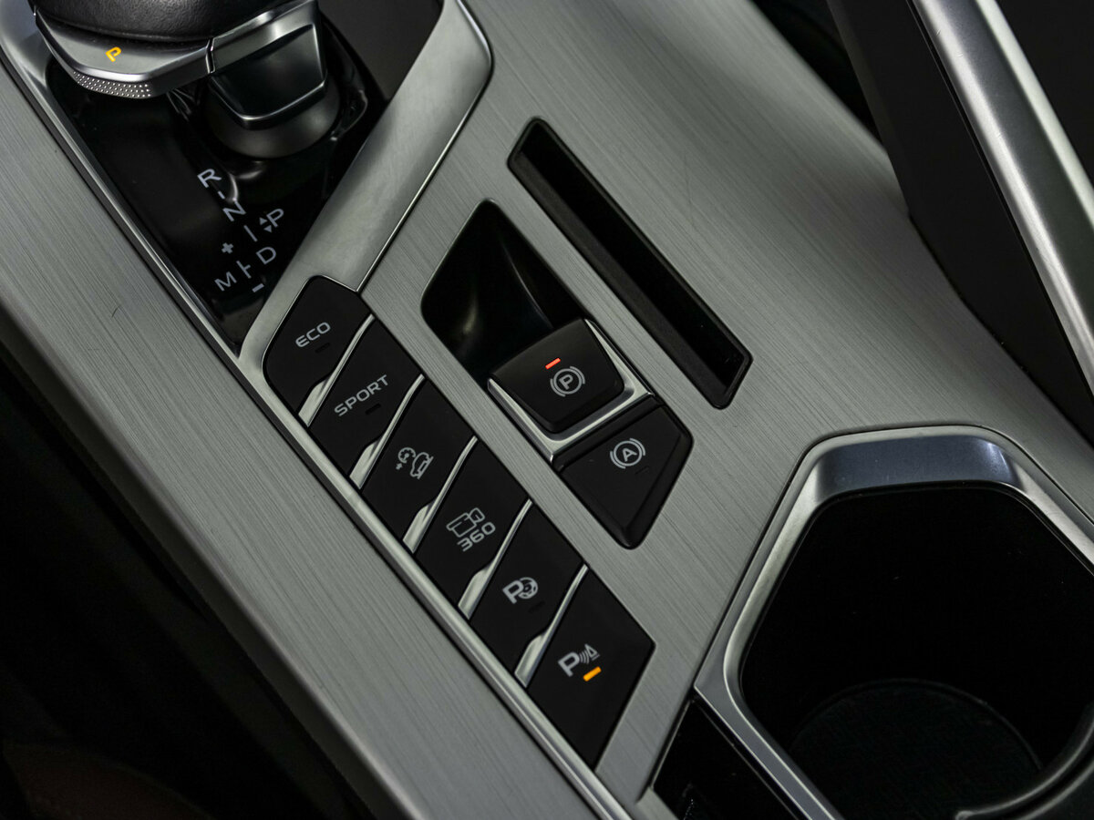 Geely Coolray 2022 года с пробегом. Фото: #13