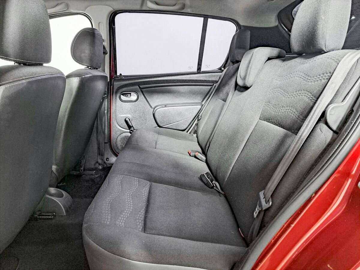 Renault Sandero 2012 года с пробегом. Фото: #9