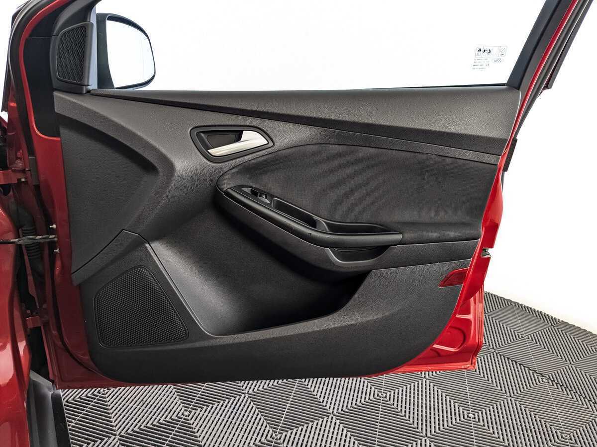 Ford Focus 2012 года с пробегом. Фото: #19