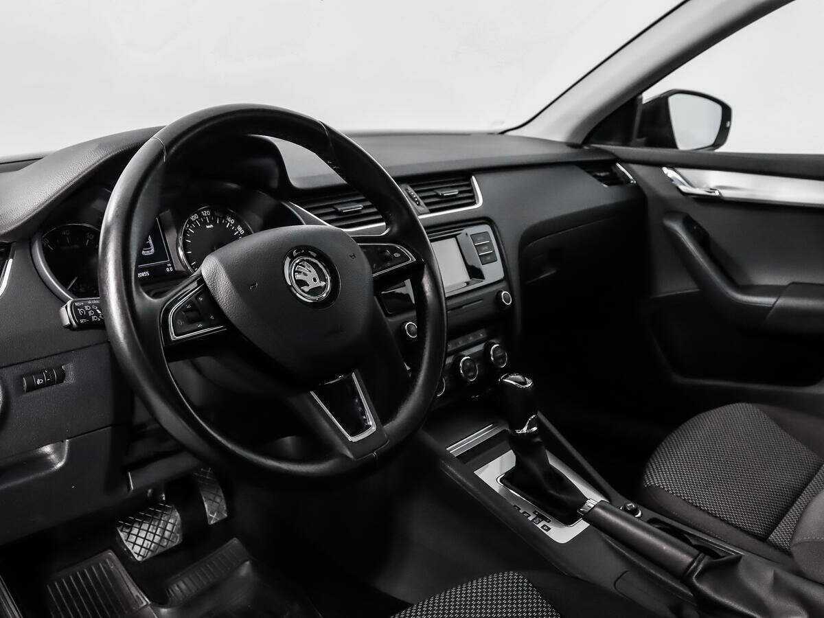 Skoda Octavia 2016 года с пробегом. Фото: #8