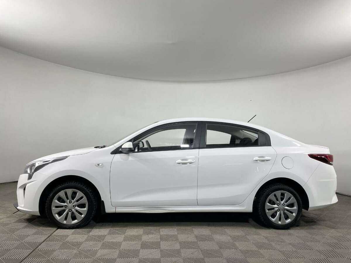Kia Rio 2021 года с пробегом. Фото: #4