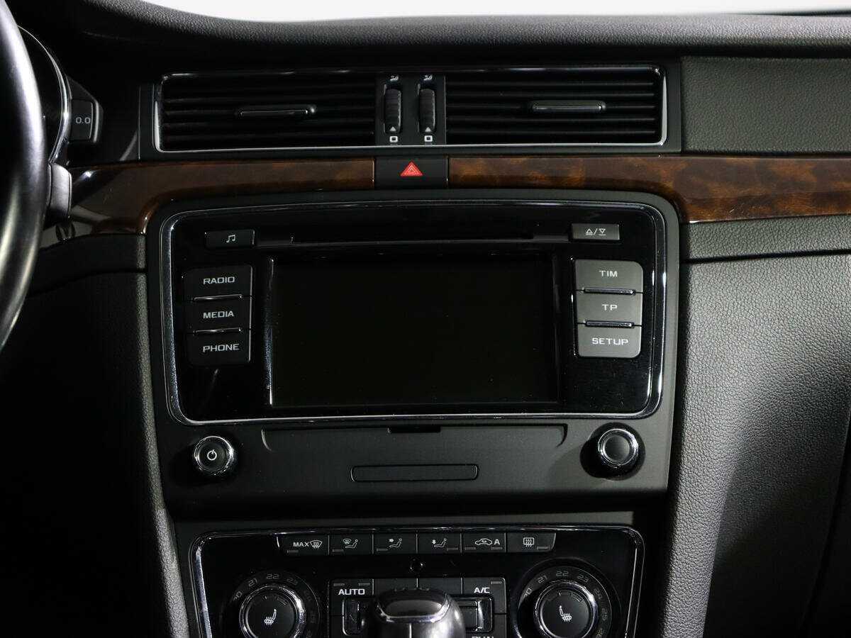 Skoda Superb 2014 года с пробегом. Фото: #12