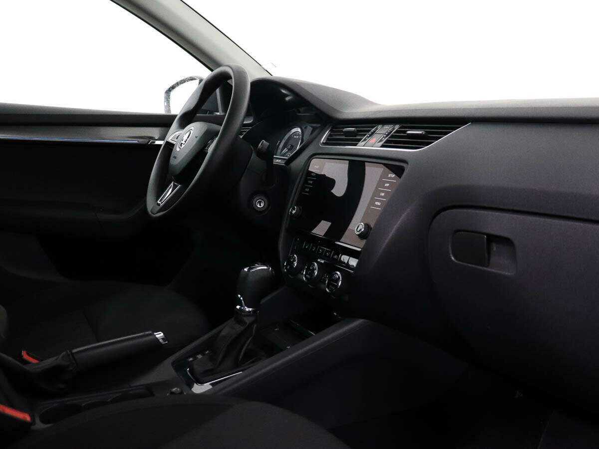 Skoda Octavia 2017 года с пробегом. Фото: #5