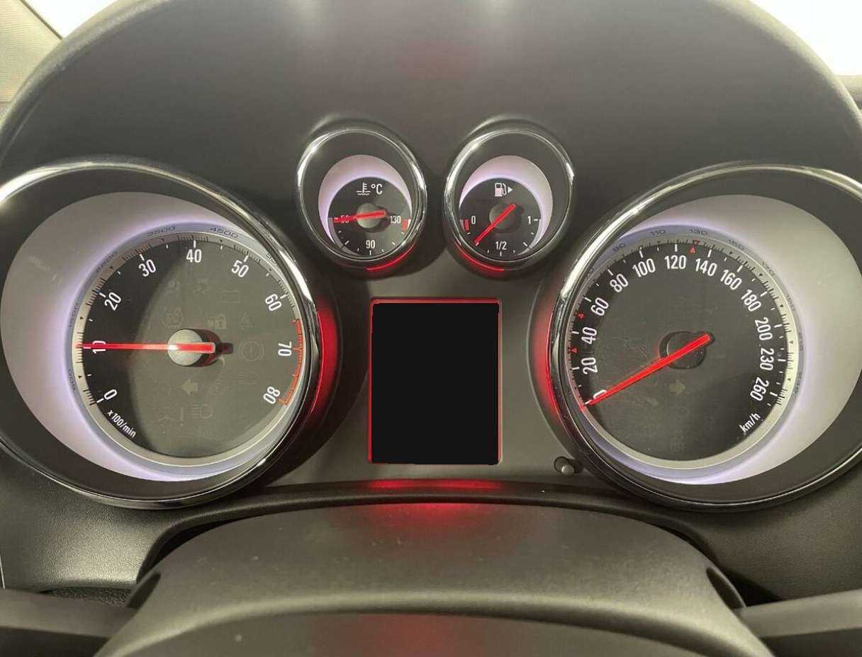 Opel Astra 2013 года с пробегом. Фото: #10