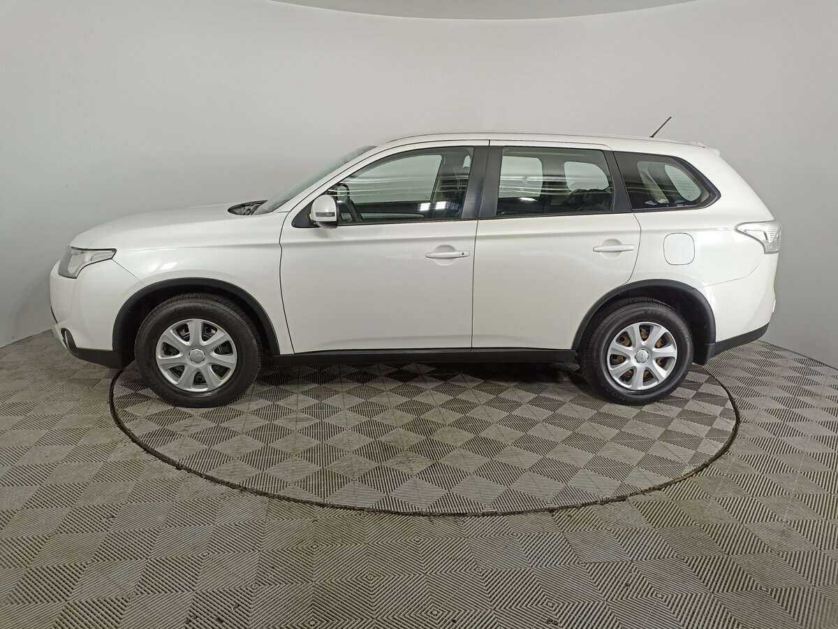 Mitsubishi Outlander 2014 года с пробегом. Фото: #7