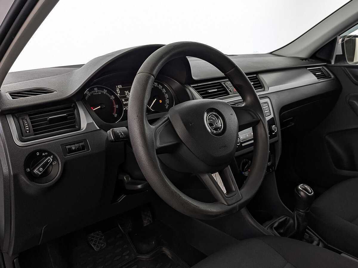 Skoda Rapid 2019 года с пробегом. Фото: #14