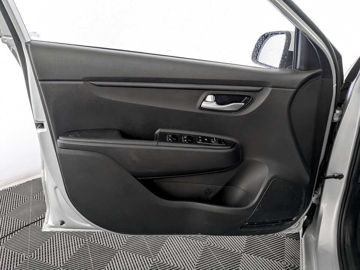 Kia Rio 2021 года с пробегом. Фото: #14