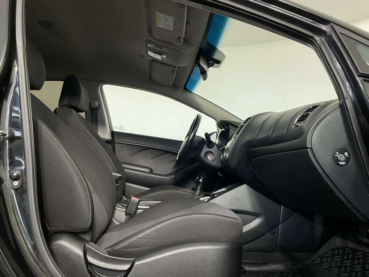 Kia Cerato 2017 года с пробегом. Фото: #12