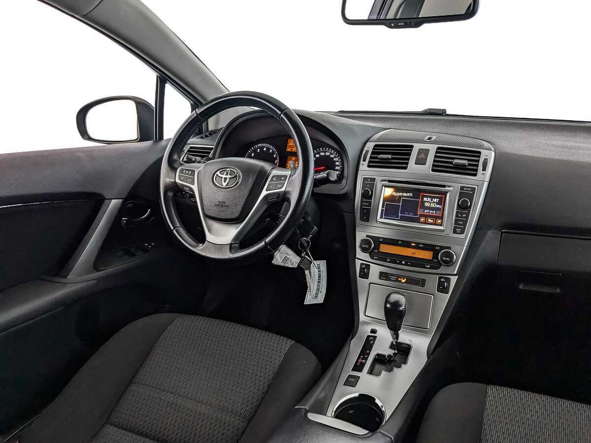 Toyota Avensis 2012 года с пробегом. Фото: #22