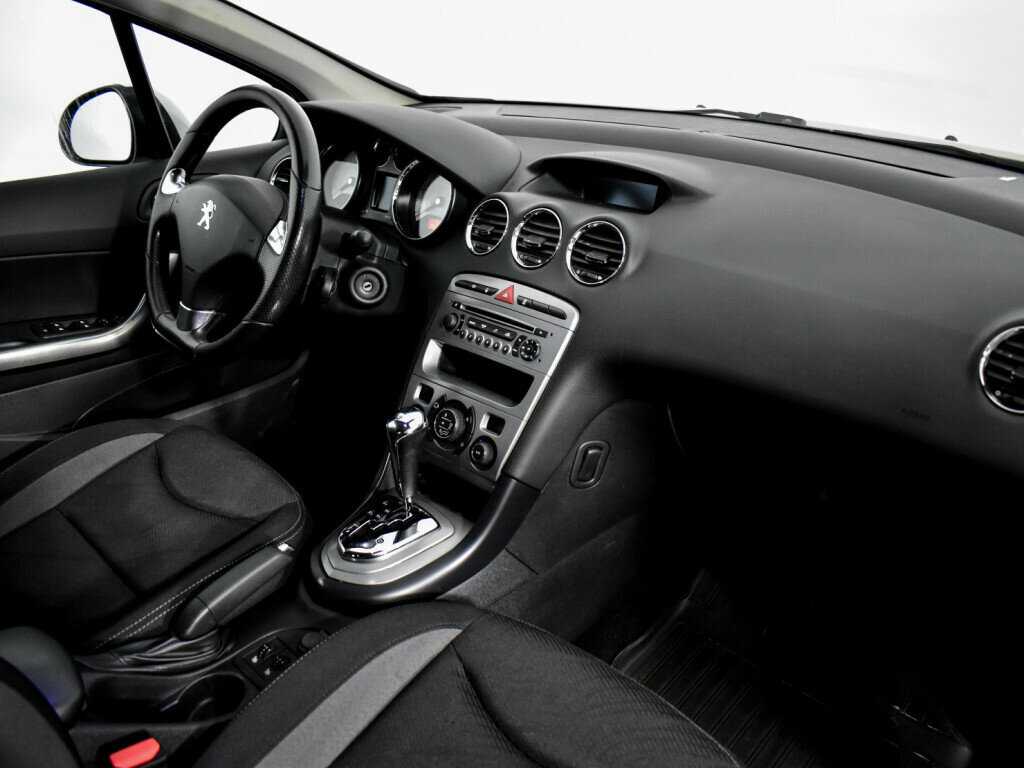 Peugeot 408 2016 года с пробегом. Фото: #11
