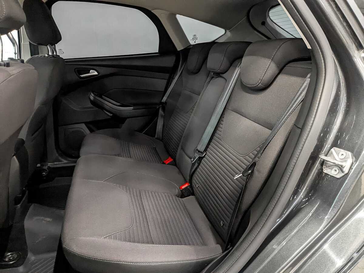 Ford Focus 2018 года с пробегом. Фото: #15