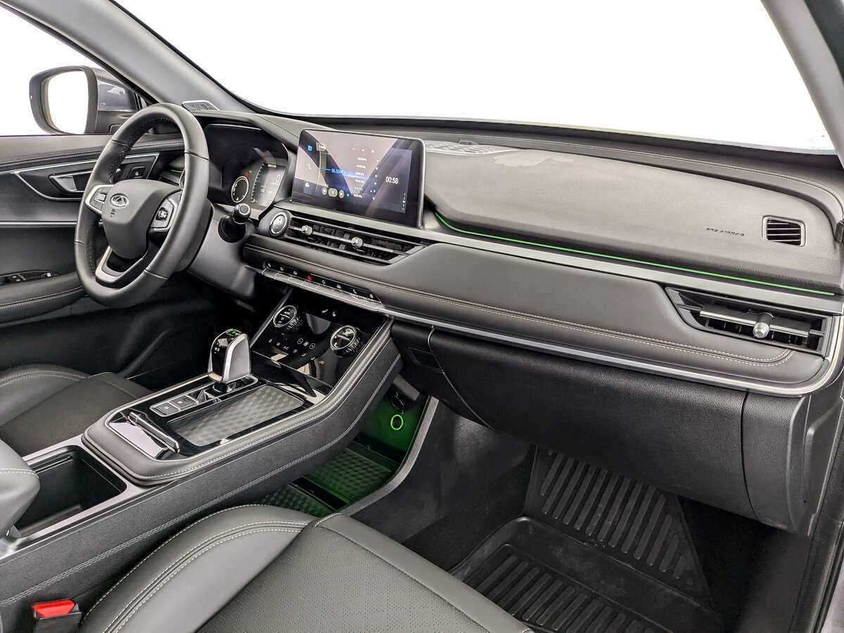 Chery Tiggo 8 2024 года с пробегом. Фото: #9