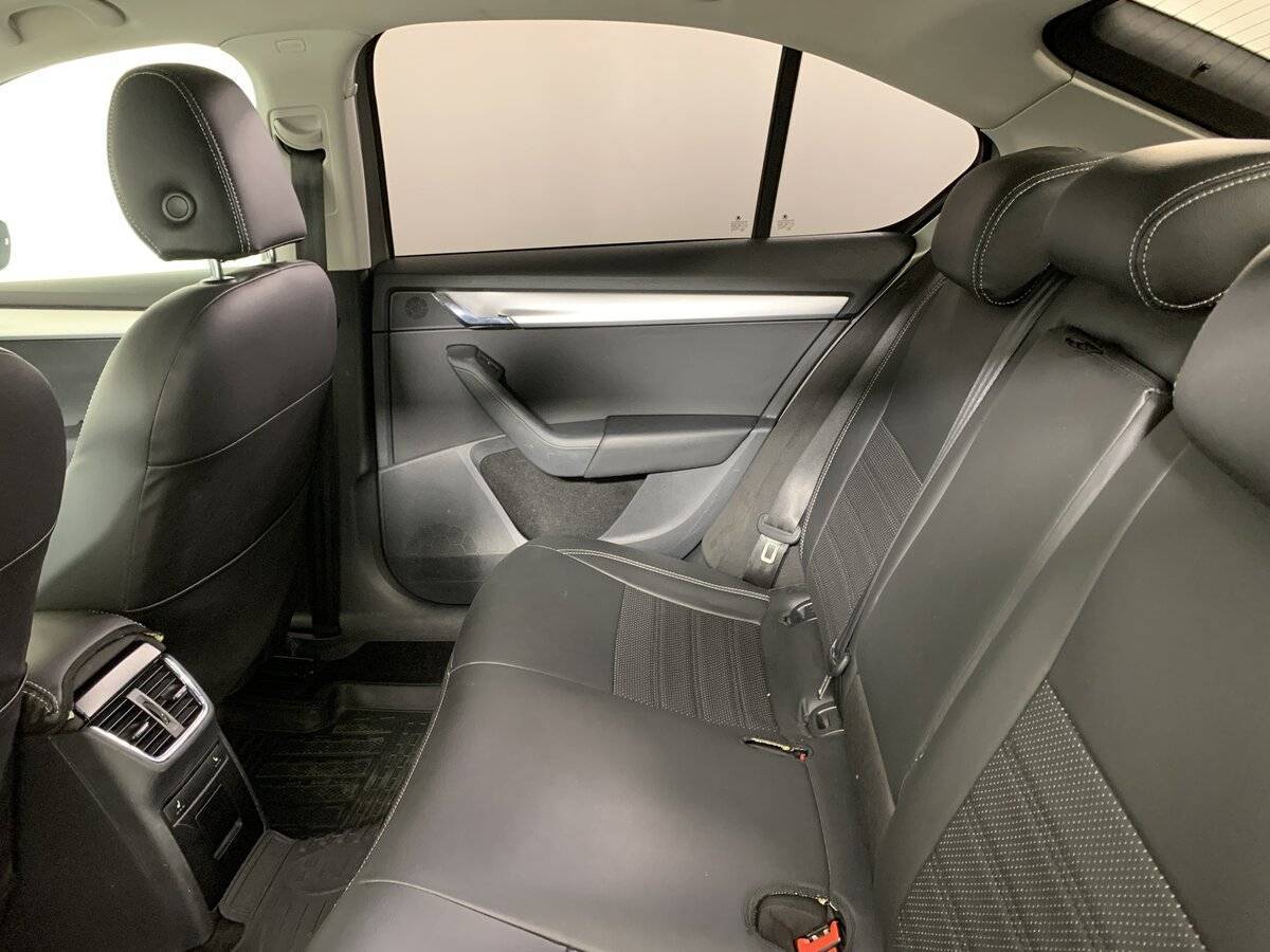 Skoda Octavia 2013 года с пробегом. Фото: #17