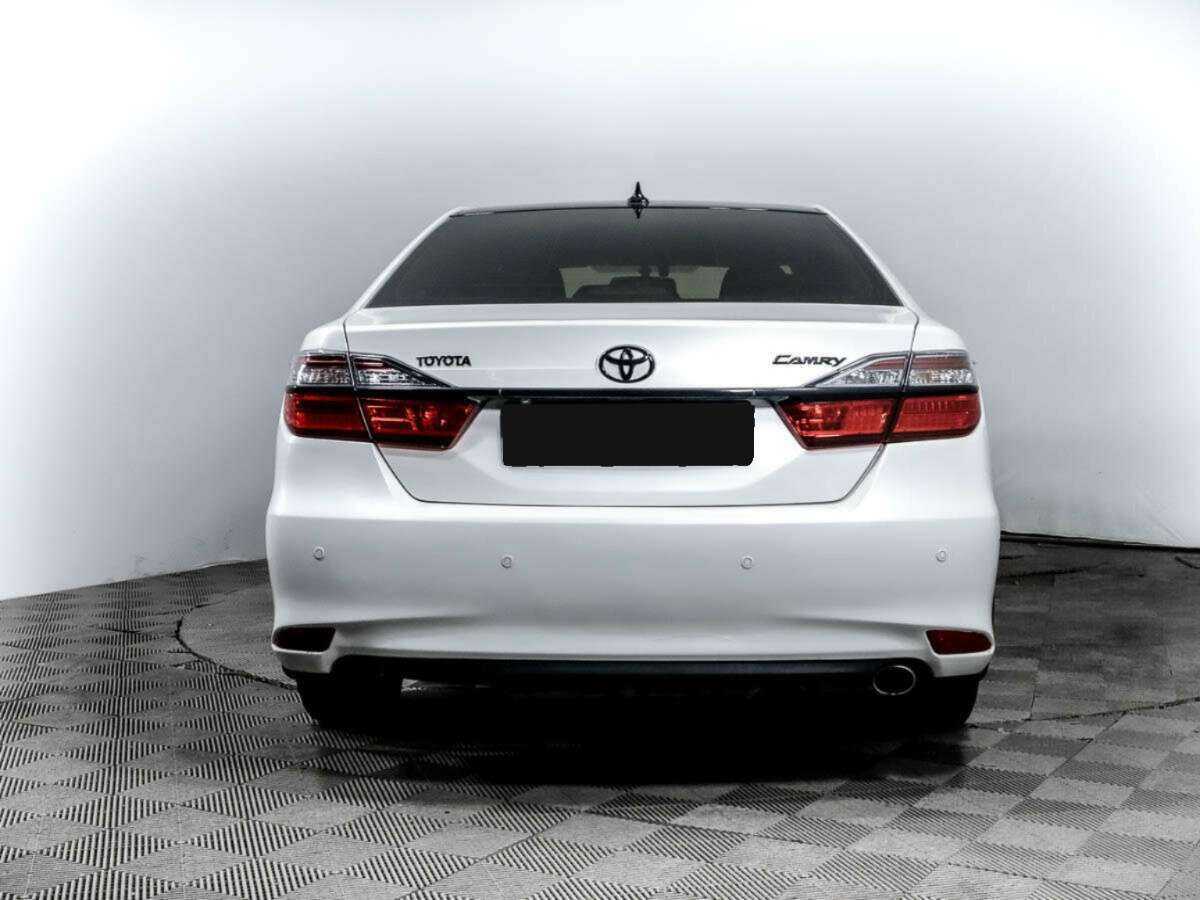 Toyota Camry 2015 года с пробегом. Фото: #4