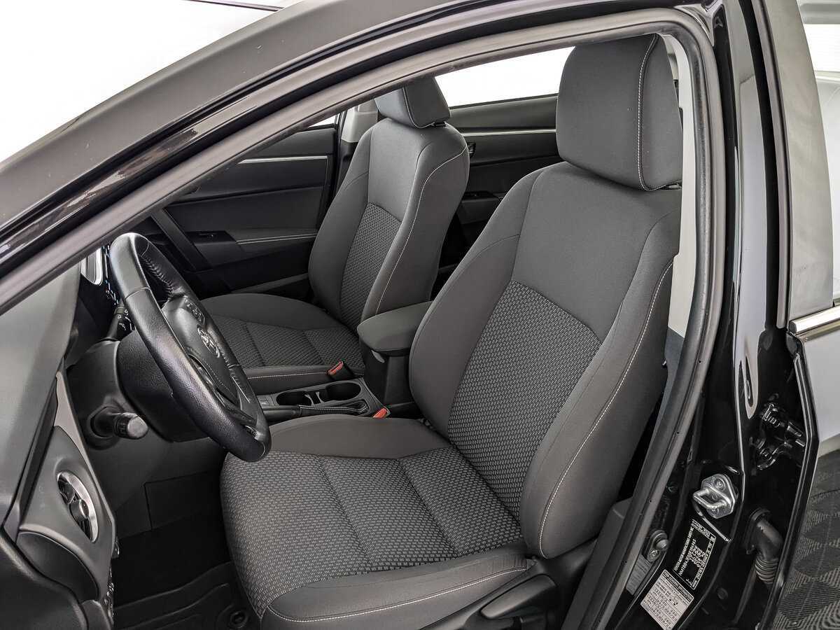 Toyota Corolla 2017 года с пробегом. Фото: #19