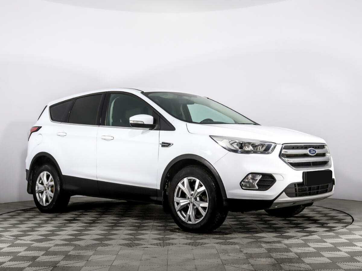 Ford Kuga 2018 года с пробегом. Фото: #2