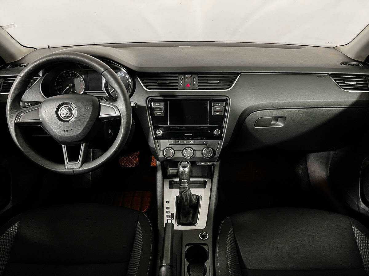 Skoda Octavia 2017 года с пробегом. Фото: #11