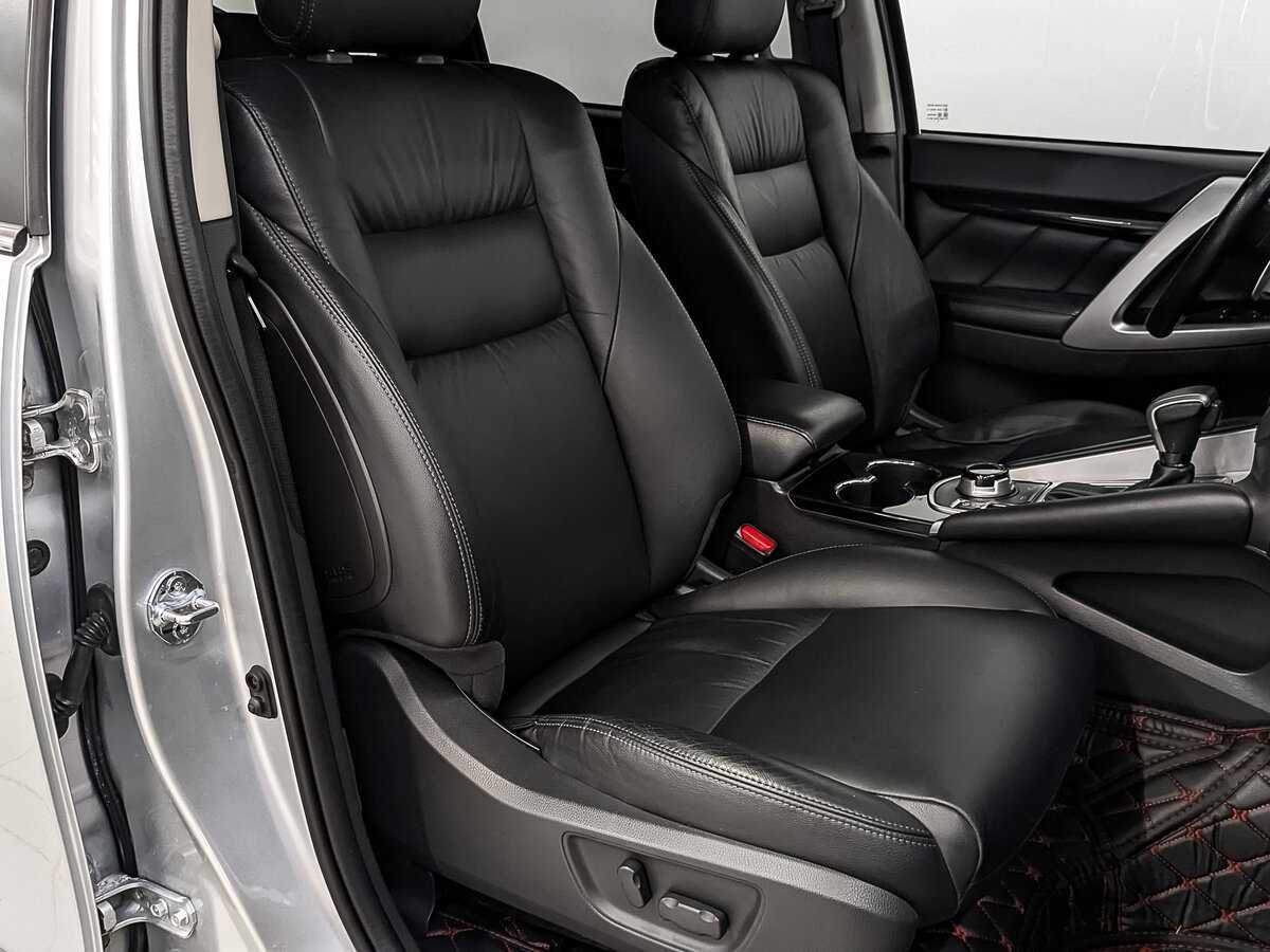 Mitsubishi Pajero Sport 2020 года с пробегом. Фото: #23