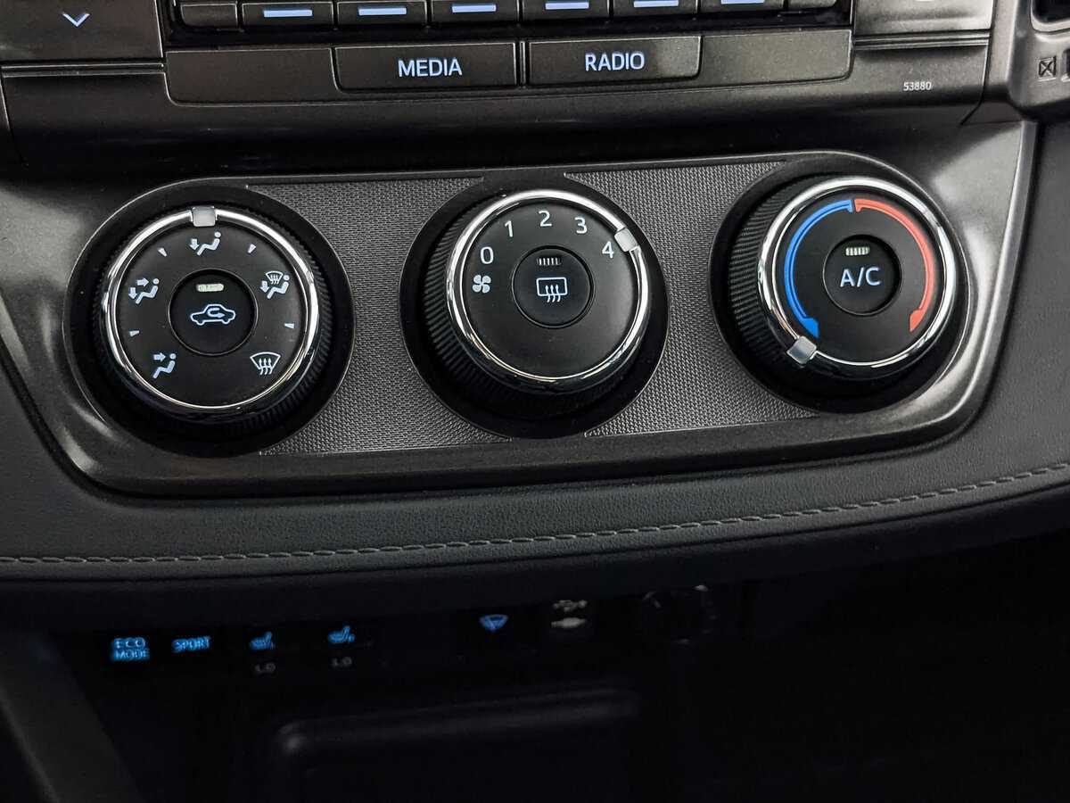 Toyota RAV4 2013 года с пробегом. Фото: #20