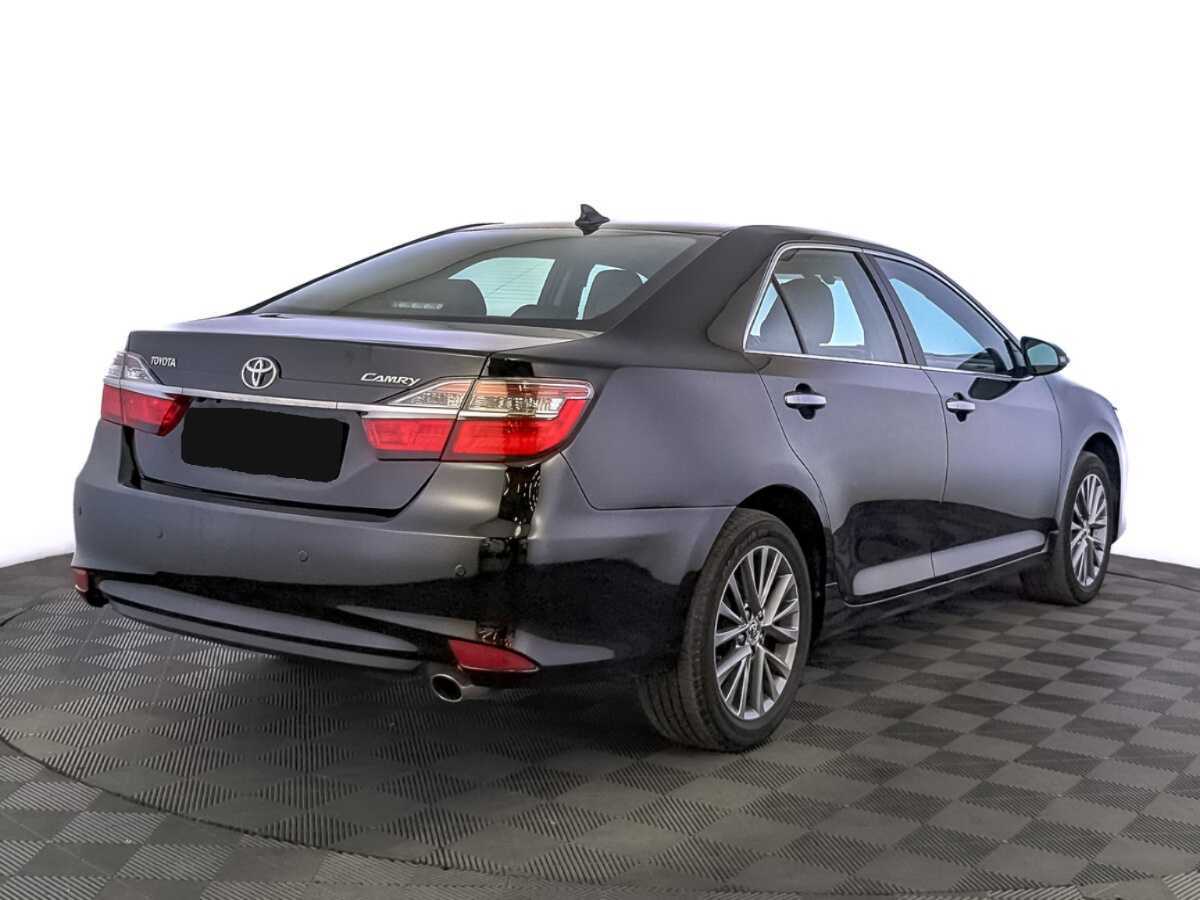 Toyota Camry 2017 года с пробегом. Фото: #4