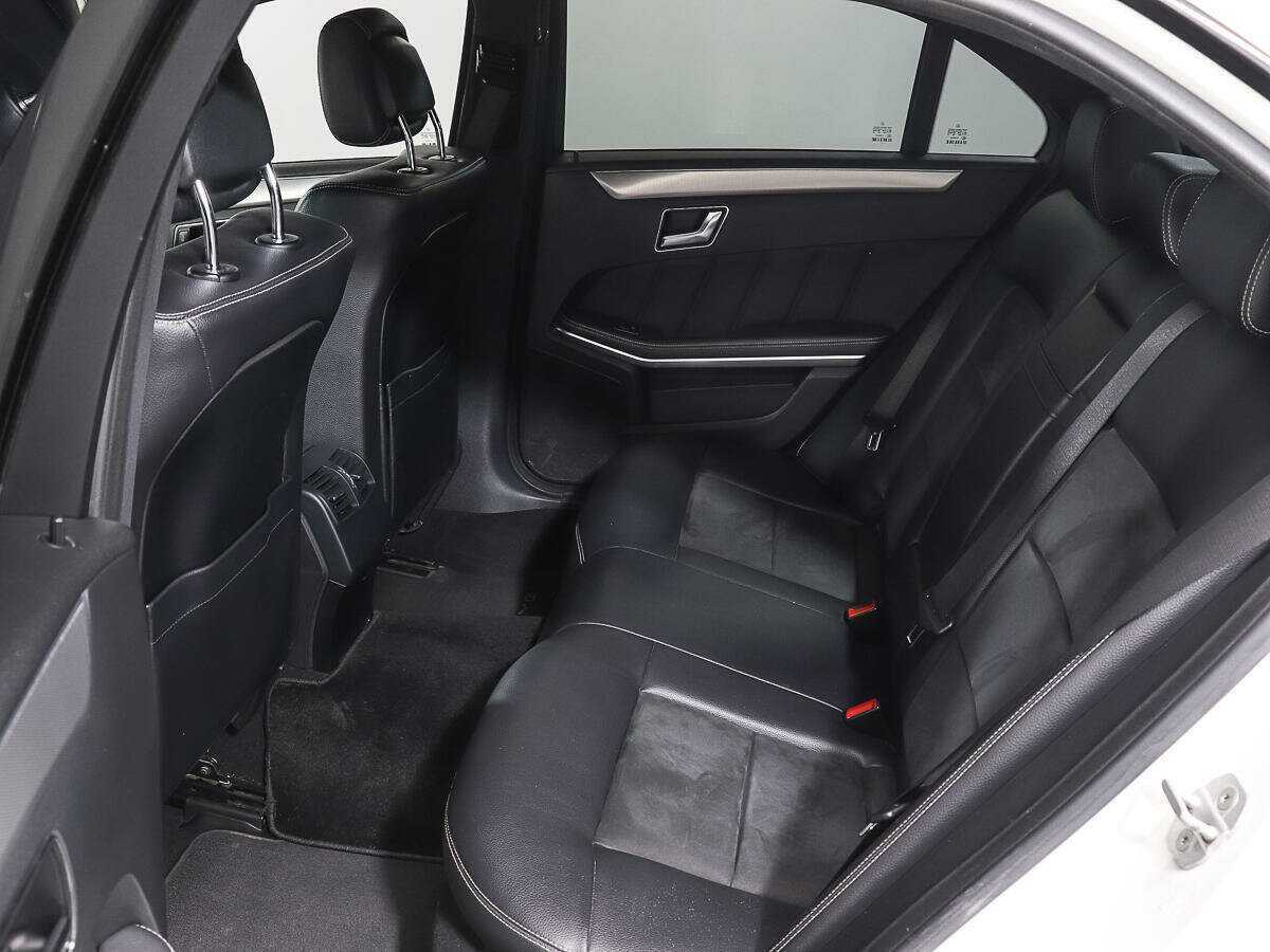 Mercedes-Benz E-Класс 2012 года с пробегом. Фото: #9