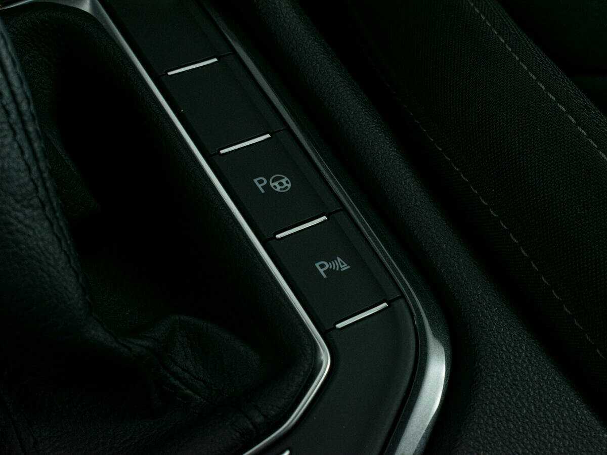 Volkswagen Tiguan 2018 года с пробегом. Фото: #16