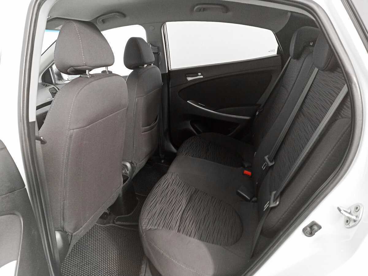 Hyundai Solaris 2015 года с пробегом. Фото: #9