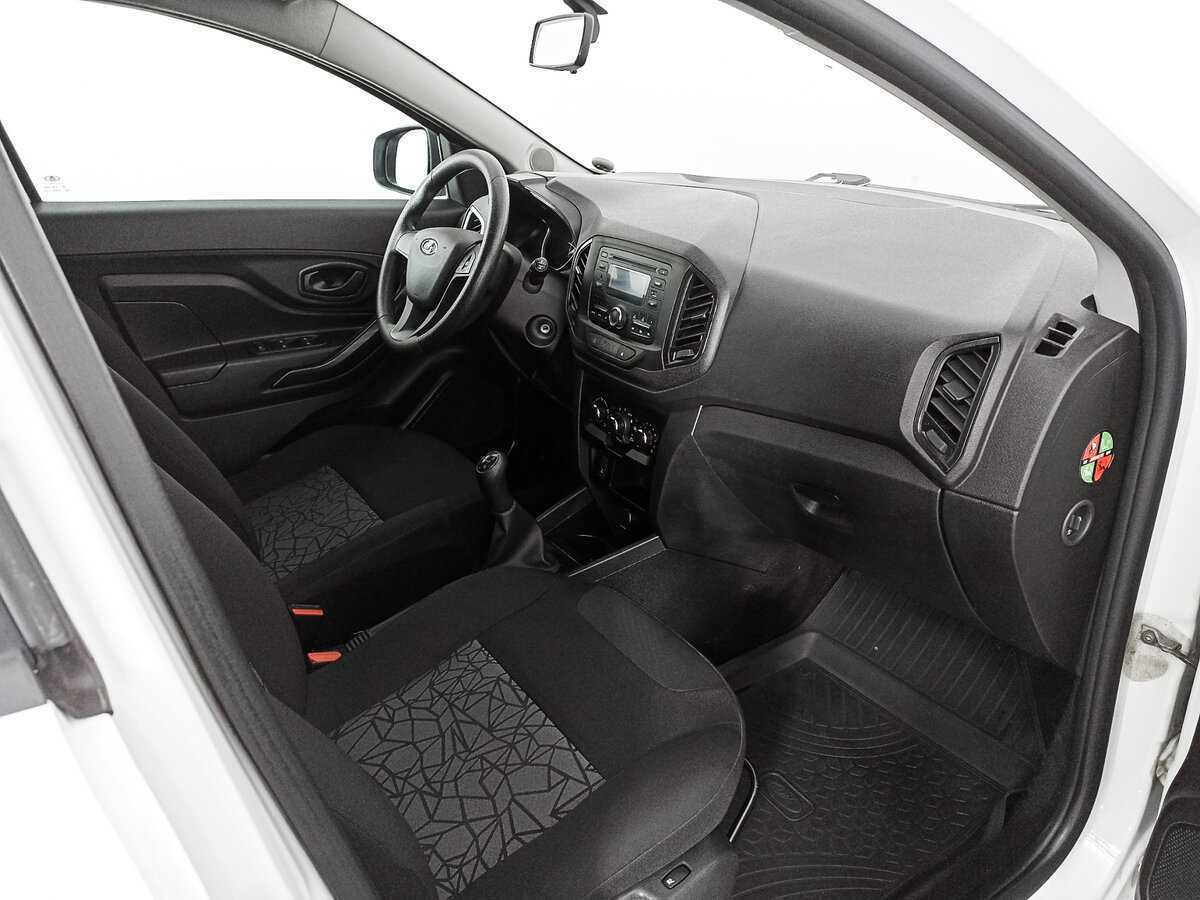 Lada (ВАЗ) XRAY 2017 года с пробегом. Фото: #10