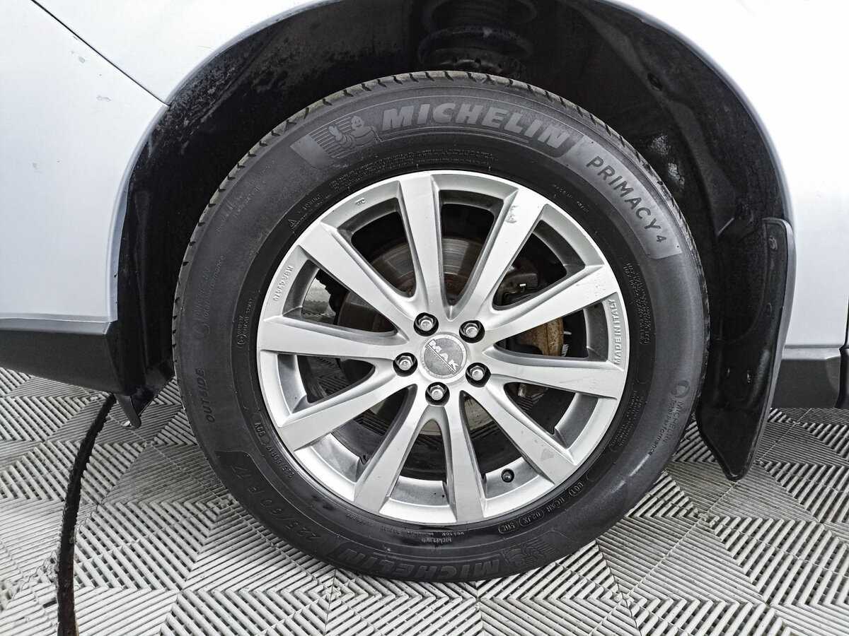 Subaru Forester 2014 года с пробегом. Фото: #13