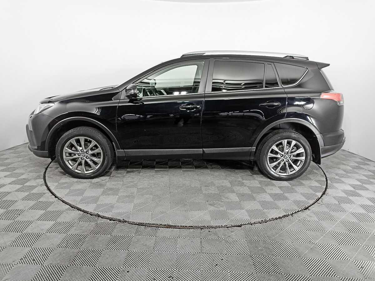 Toyota RAV4 2019 года с пробегом. Фото: #4