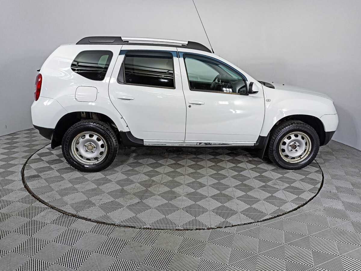 Renault Duster 2012 года с пробегом. Фото: #3