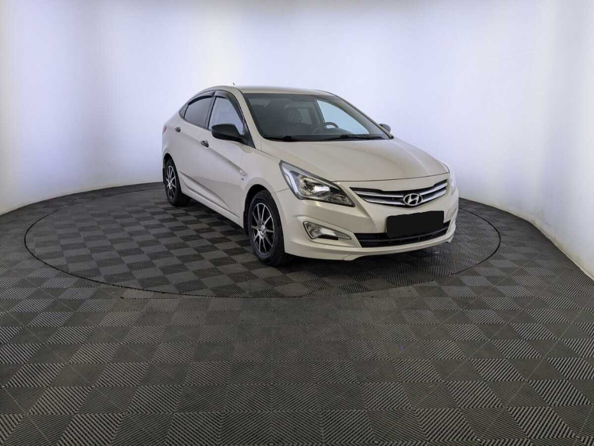 Hyundai Solaris 2015 года с пробегом. Фото: #2