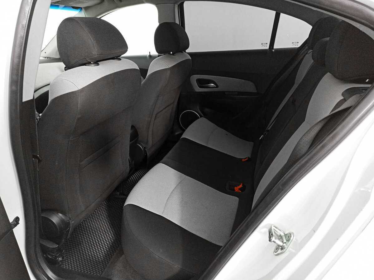 Chevrolet Cruze 2012 года с пробегом. Фото: #9