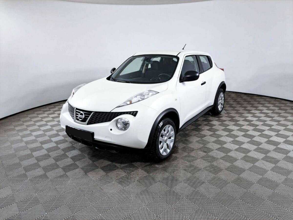 Nissan Juke 2013 года с пробегом. Посмотреть фото