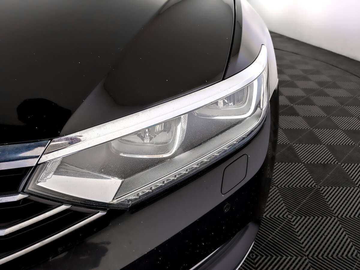 Volkswagen Passat 2017 года с пробегом. Фото: #16