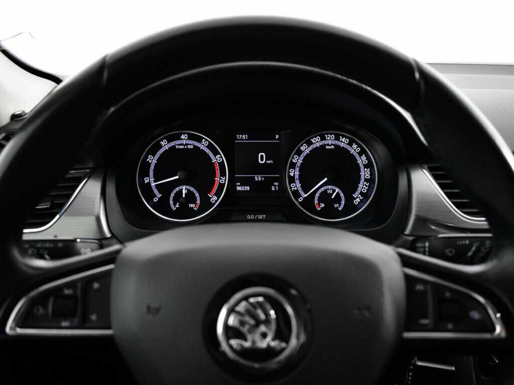 Skoda Rapid 2018 года с пробегом. Фото: #10