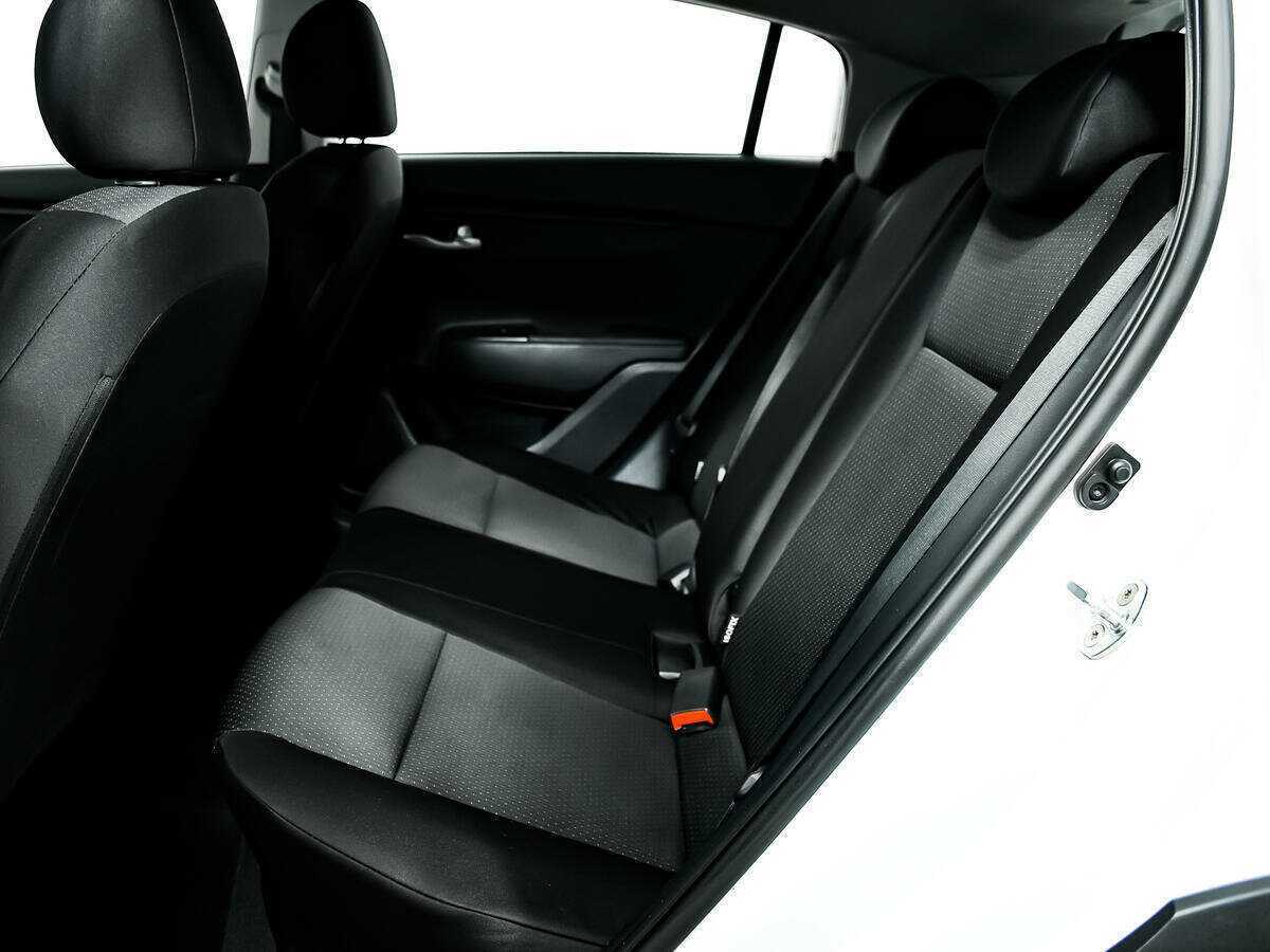 Kia Rio 2021 года с пробегом. Фото: #11