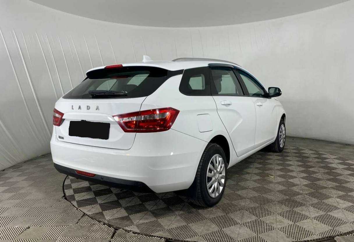 Lada (ВАЗ) Vesta 2019 года с пробегом. Фото: #4